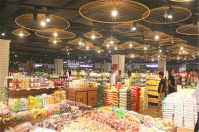 吉林市商務(wù)局強化產(chǎn)銷對接 地產(chǎn)品進駐歐亞商都精品超市